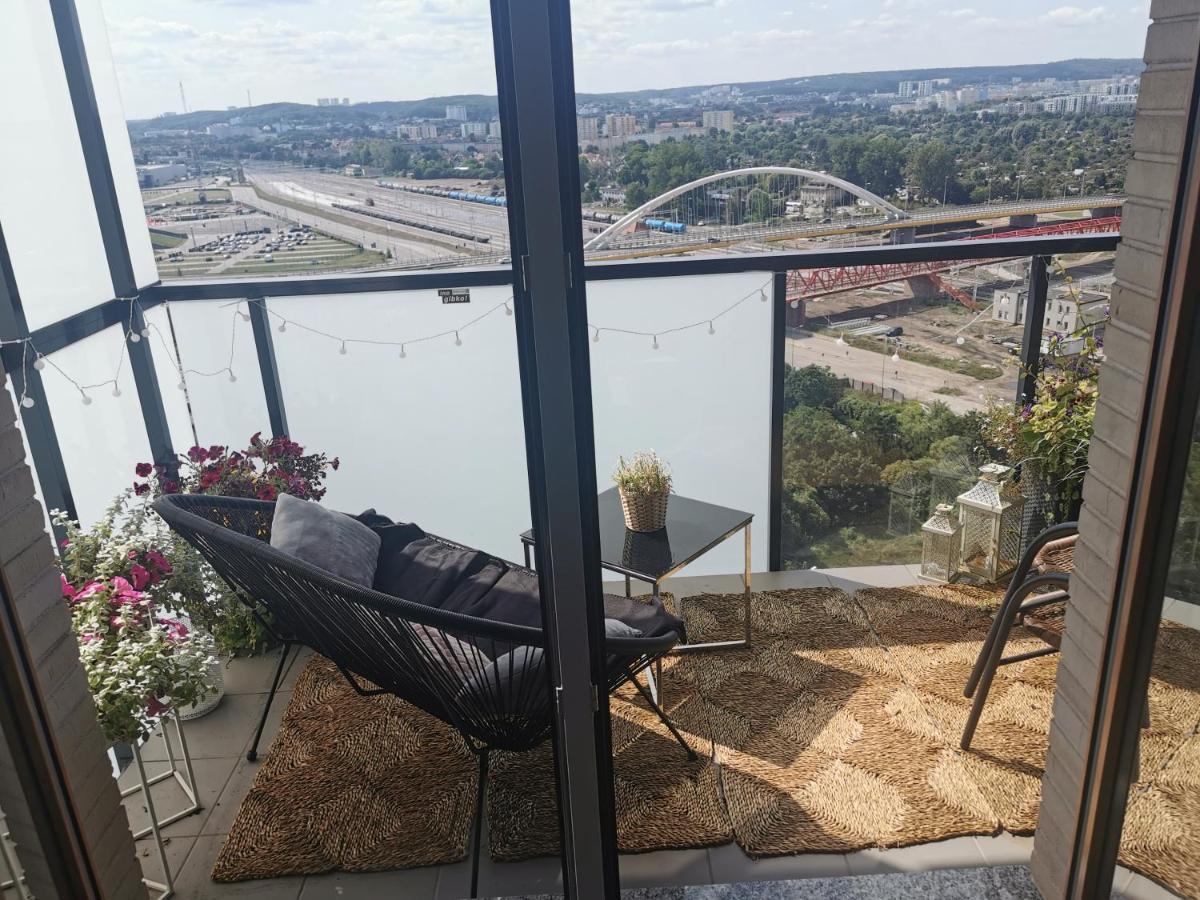 Apartament Przy Bursztynowym Stadionie Gdańsk Kültér fotó