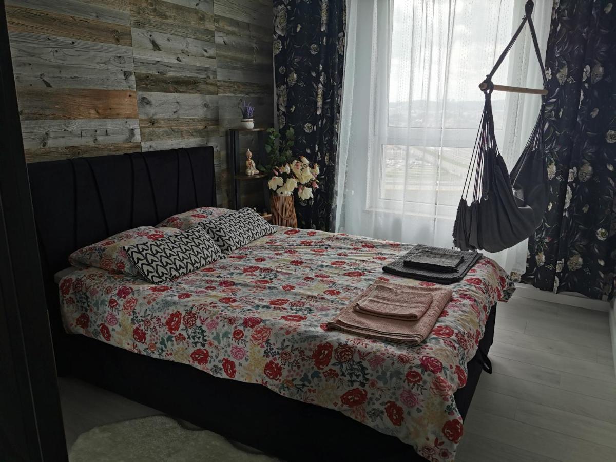 Apartament Przy Bursztynowym Stadionie Gdańsk Kültér fotó